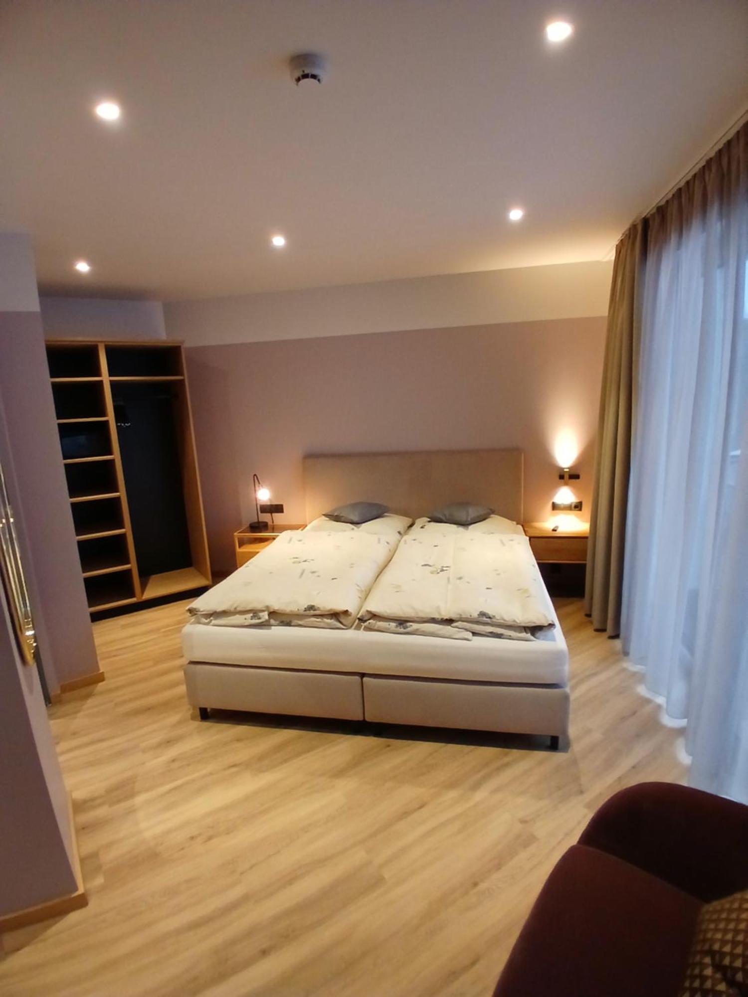 Appartement Lorenzi Solden Luaran gambar